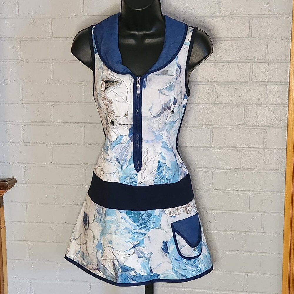 .Zip Front Drop Waist Tunic by KOLLONTAI